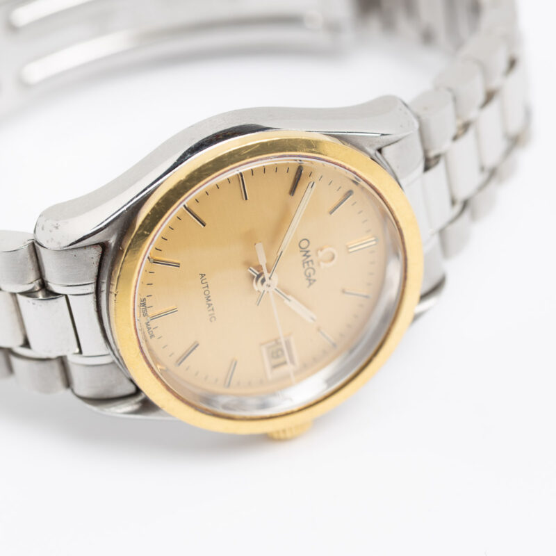 1993 Omega - Image 10