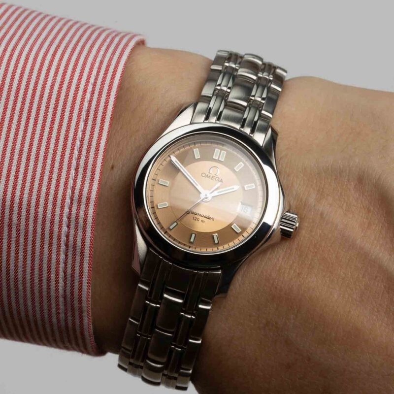Alternative view of 2000s Omega Seamaster Diver 120m