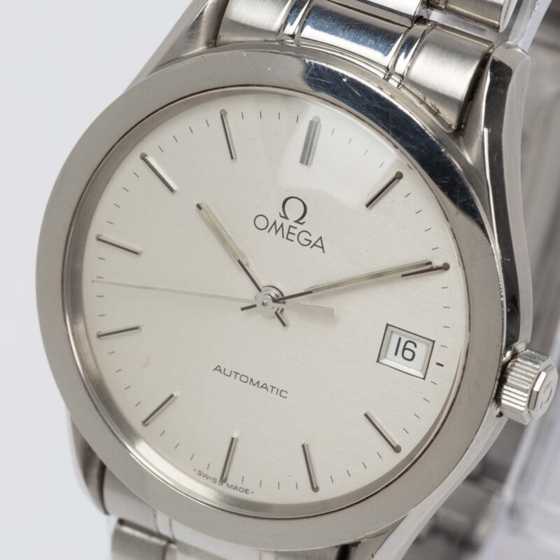 Omega date Cal. 1108 Ref. 166.0295. Automatic. Steel case.