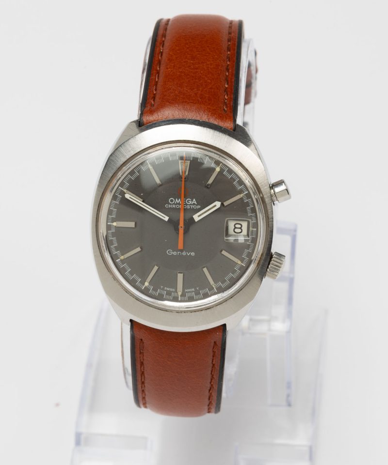 Omega Genève Chronostop date Cal. 865 Ref. 145.009. Manual. Gray dial. Steel case.