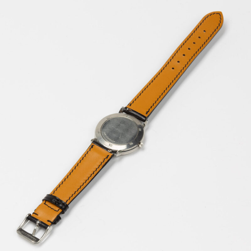 Omega de Ville Cal. 711 Ref. 165.008. From 1968. Automatic movment. Steel case. It’s 34 mm size without crown. A great suit watch