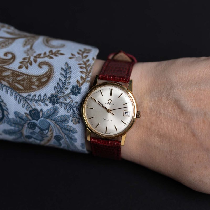 Alternative view of 1969 Omega Genève