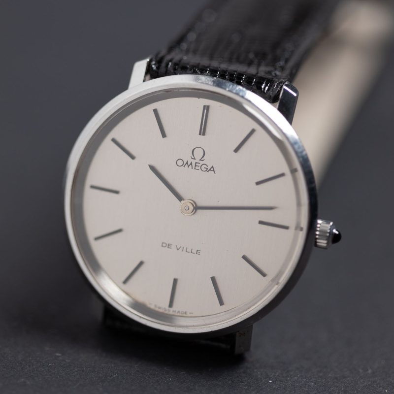 Alternative view of 1975 Omega de Ville