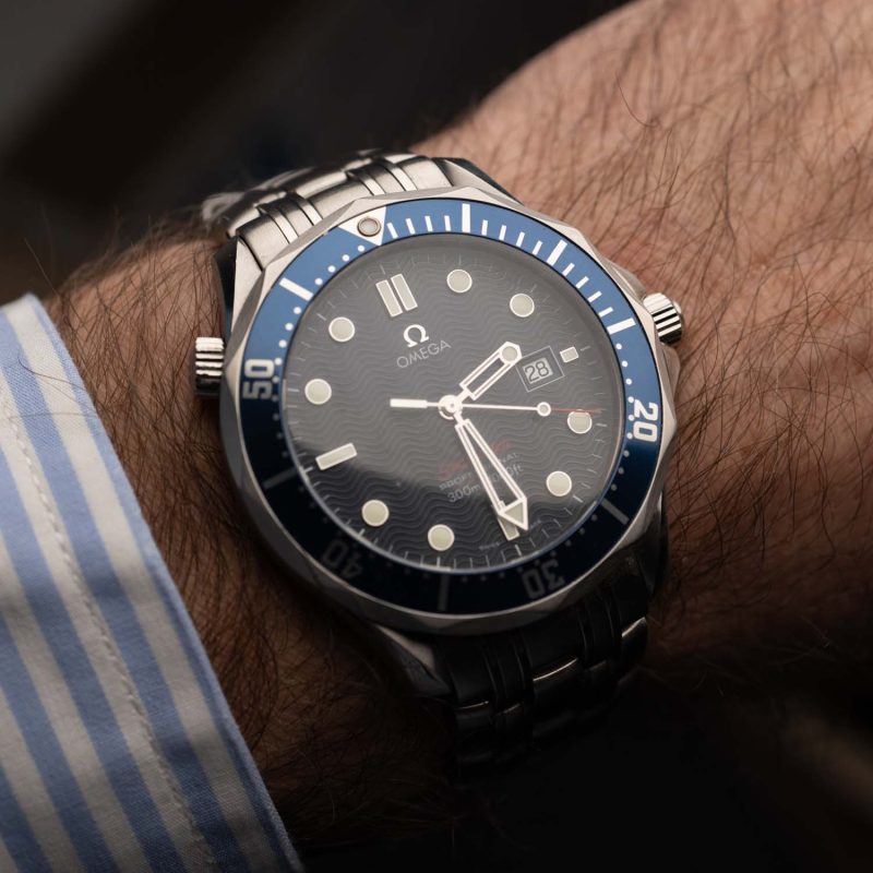 Alternative view of 2000s Omega Seamaster Professional Diver 300 m