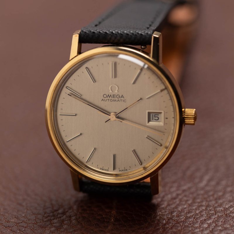 Alternative view of 1977 Omega