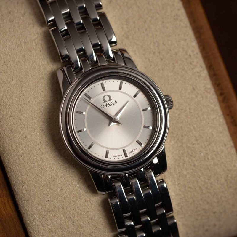 Alternative view of 1995 Omega de Ville Prestige